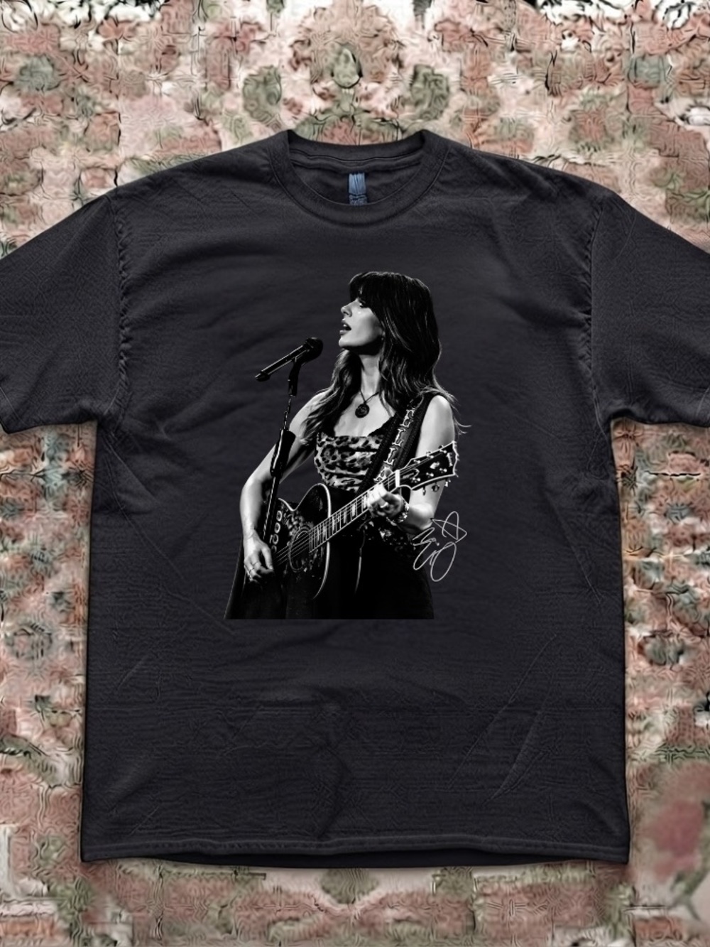 Ella Langley Concert Guitar Signature Vintage Black T-Shirt